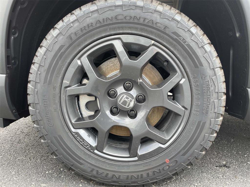new 2025 Honda Pilot car, priced at $48,936