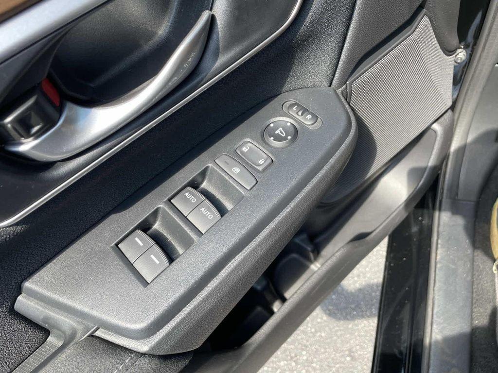 used 2022 Honda CR-V car, priced at $25,412