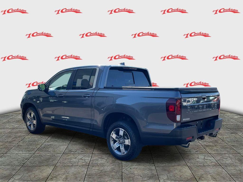 used 2024 Honda Ridgeline car, priced at $34,998