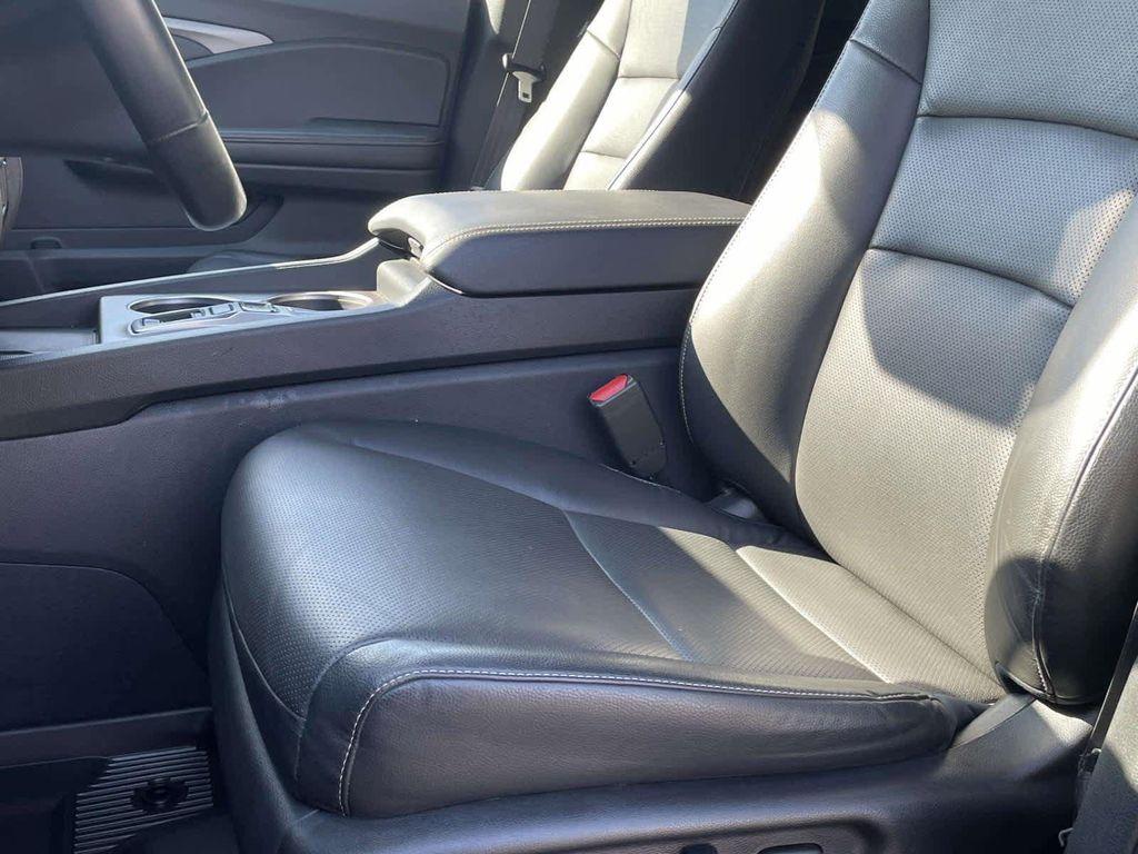 used 2024 Honda Ridgeline car, priced at $34,998