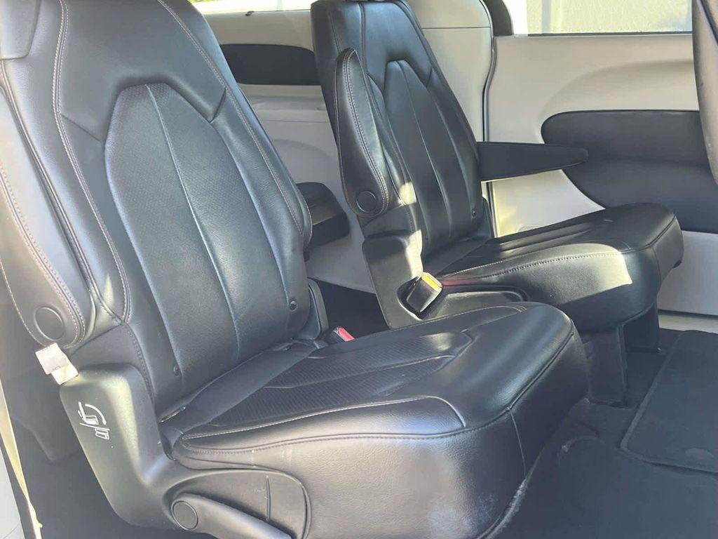 used 2020 Chrysler Pacifica car, priced at $21,998
