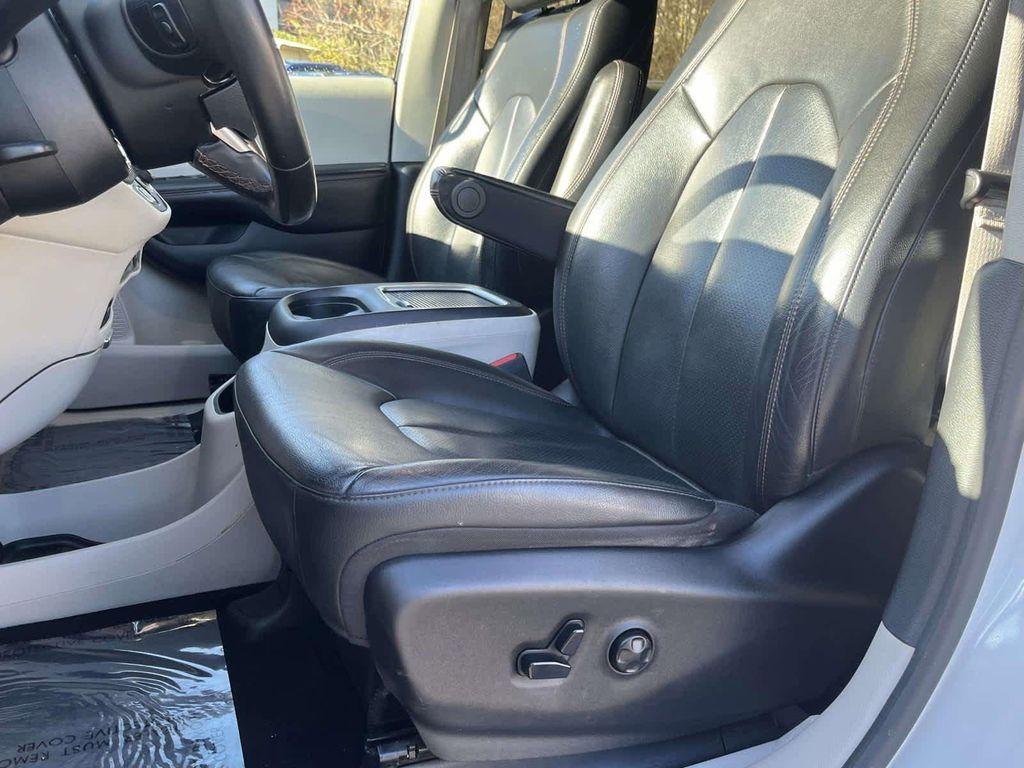 used 2020 Chrysler Pacifica car, priced at $21,998