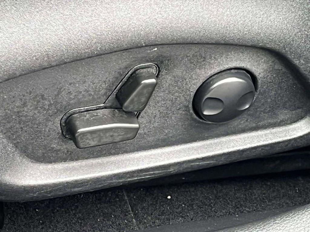 used 2022 Jeep Compass car, priced at $17,998