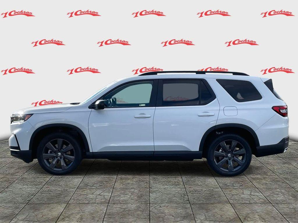 new 2025 Honda Pilot car, priced at $42,934