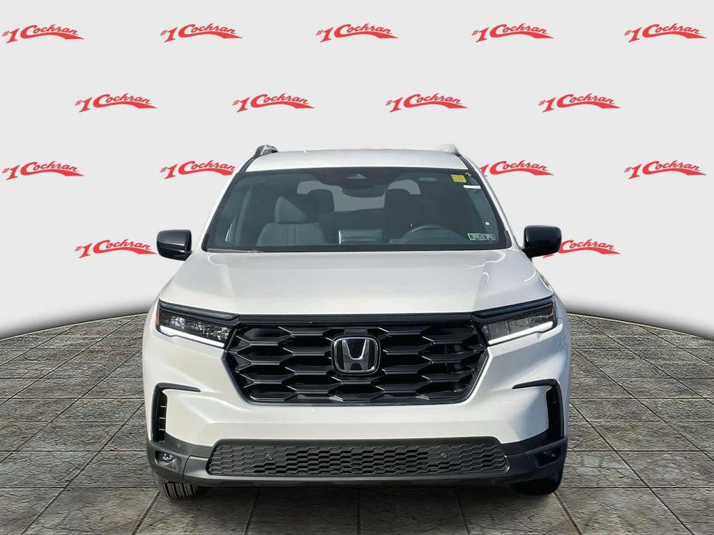 new 2025 Honda Pilot car, priced at $42,934