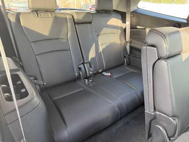 used 2022 Honda Pilot car, priced at $30,999