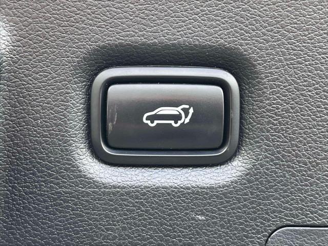 used 2020 Hyundai Santa Fe car, priced at $21,500