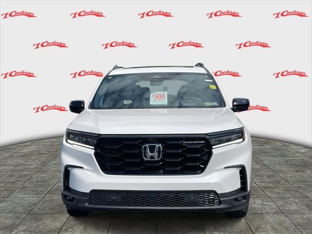 new 2025 Honda Pilot car, priced at $56,485