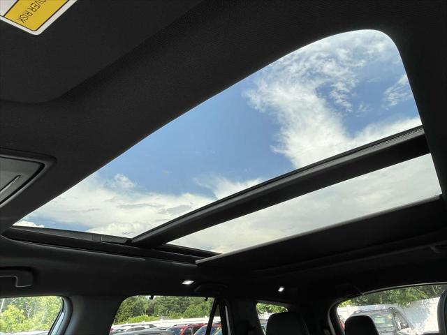 new 2025 Honda Pilot car, priced at $56,485