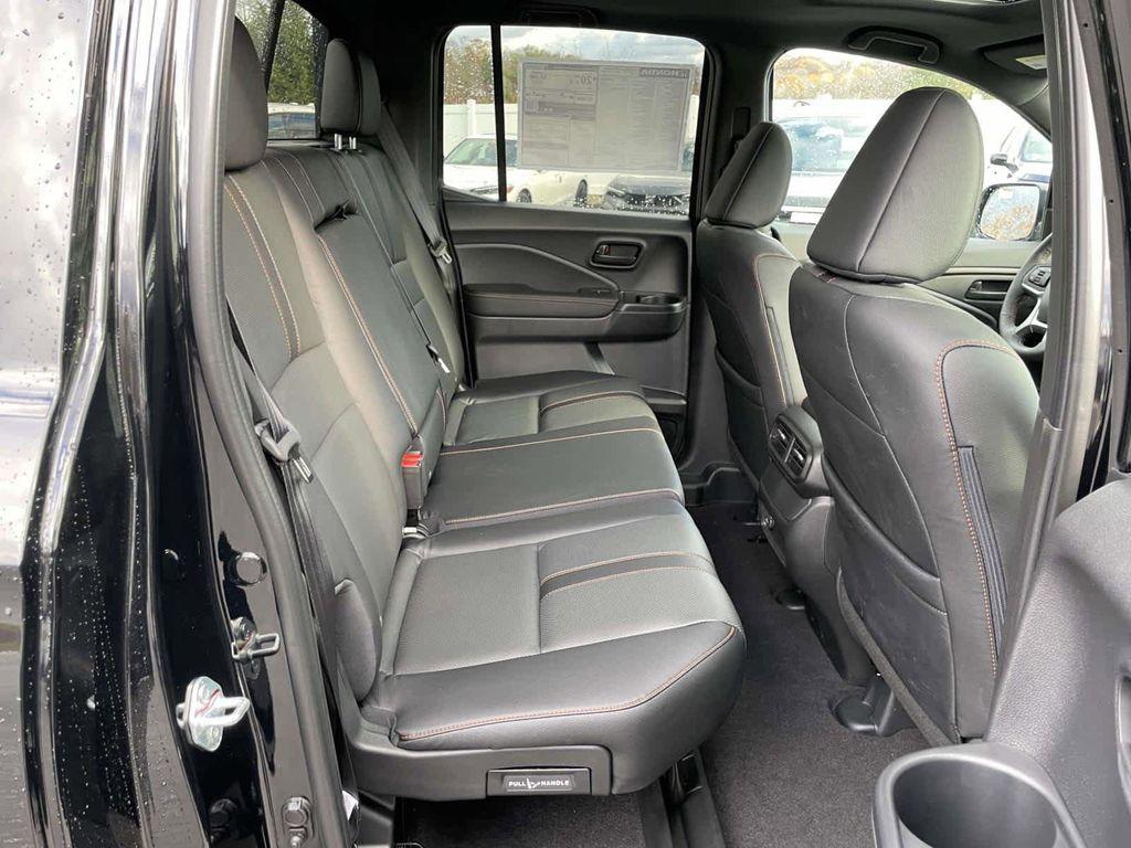 new 2025 Honda Ridgeline car, priced at $44,016