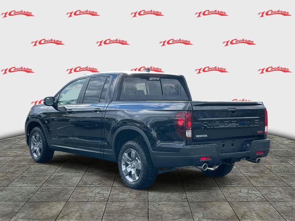 new 2025 Honda Ridgeline car, priced at $44,016