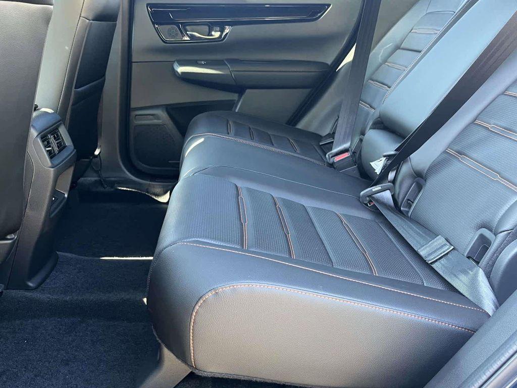 new 2026 Honda CR-V Hybrid car, priced at $40,658