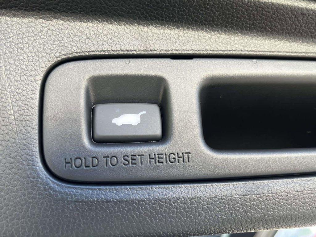 new 2026 Honda CR-V Hybrid car, priced at $40,658