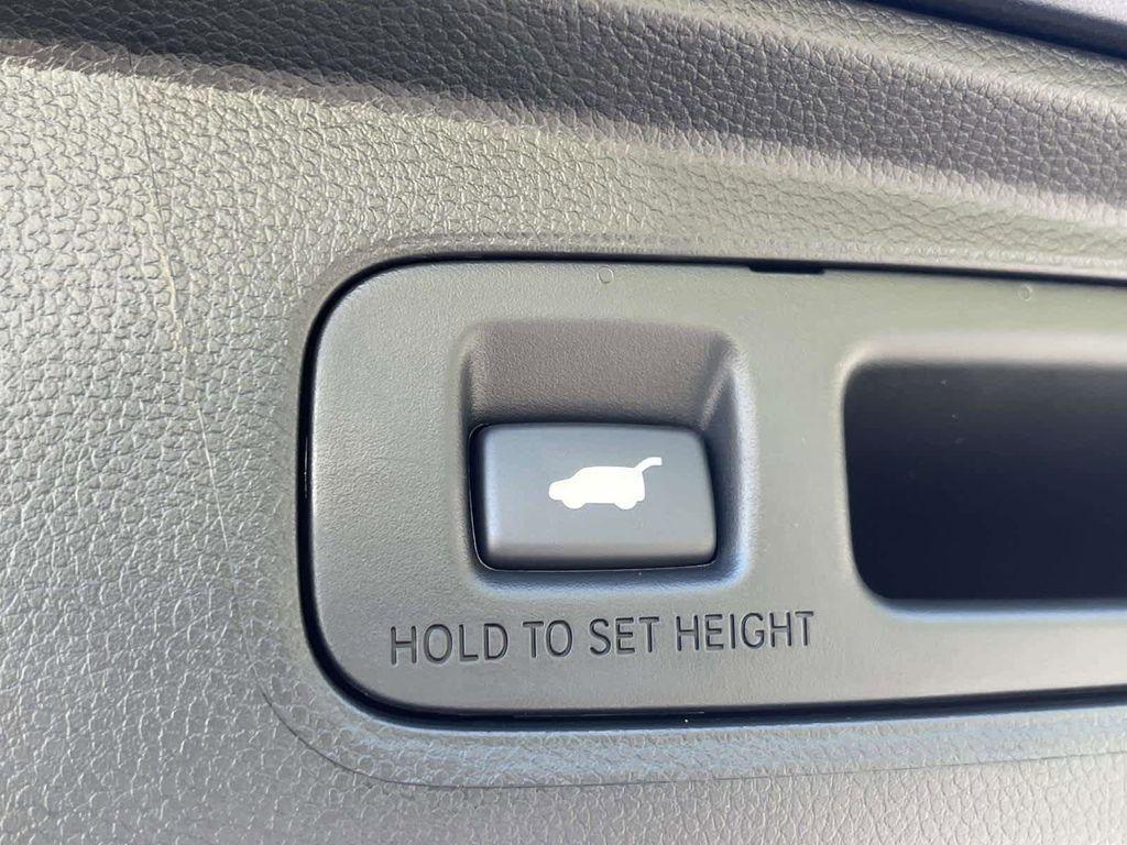 new 2026 Honda CR-V Hybrid car, priced at $39,583