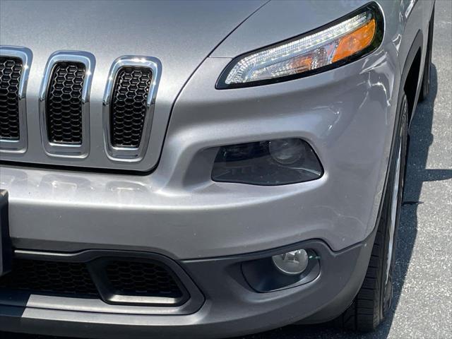 used 2016 Jeep Cherokee car, priced at $11,932