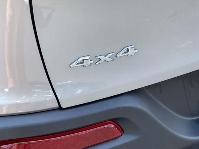 used 2016 Jeep Cherokee car, priced at $11,932