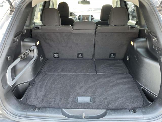 used 2016 Jeep Cherokee car, priced at $11,932