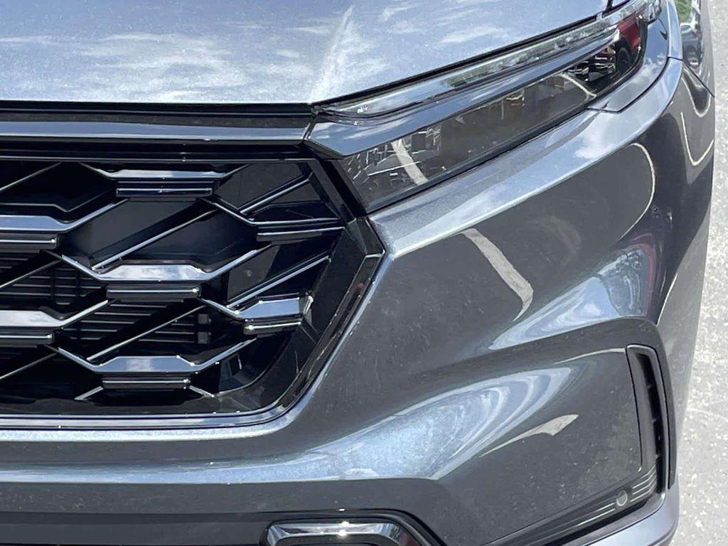 new 2026 Honda CR-V Hybrid car, priced at $39,528