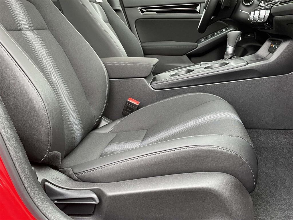 new 2026 Honda Civic Hybrid car, priced at $29,068