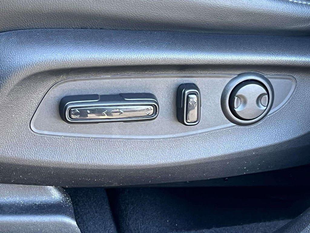 used 2023 Honda CR-V car, priced at $29,998