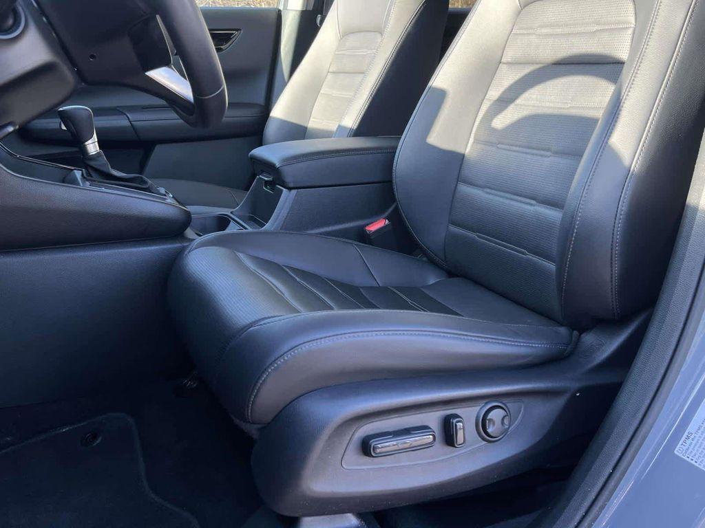 used 2023 Honda CR-V car, priced at $29,998