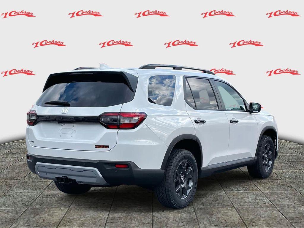 new 2025 Honda Pilot car, priced at $48,959