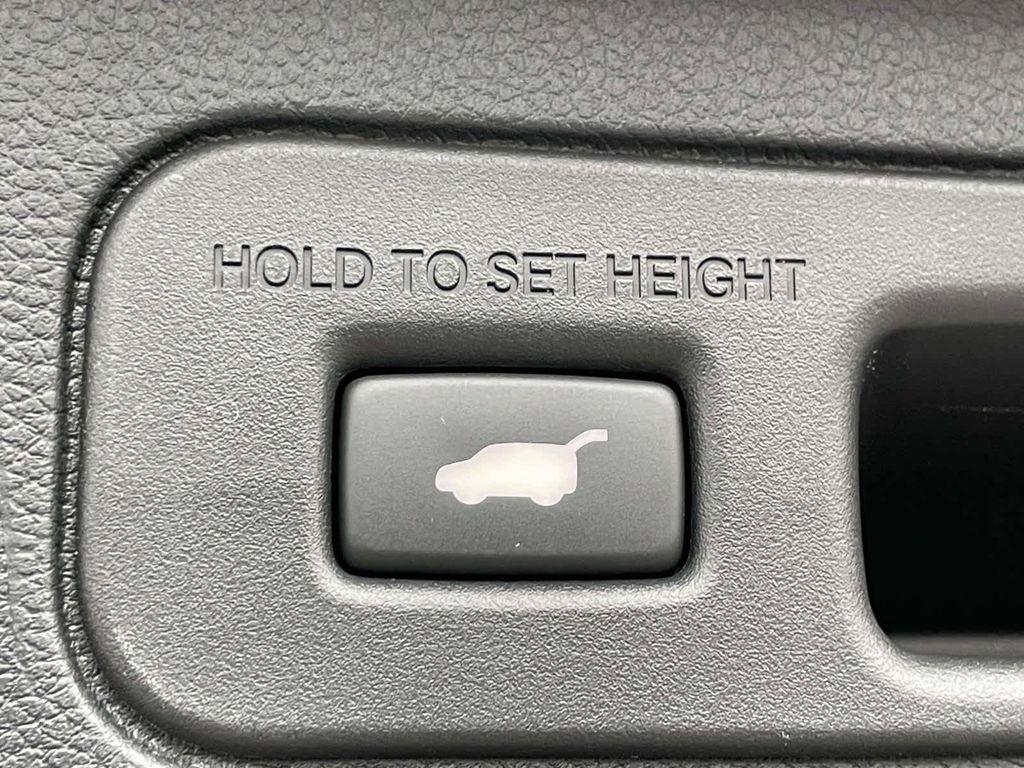 new 2025 Honda Pilot car, priced at $48,959