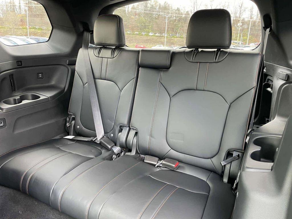 new 2025 Honda Pilot car, priced at $48,959