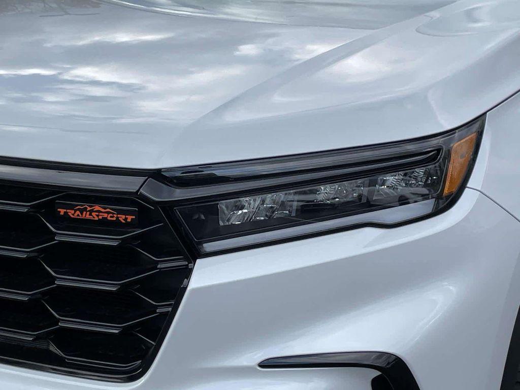 new 2025 Honda Pilot car, priced at $48,959