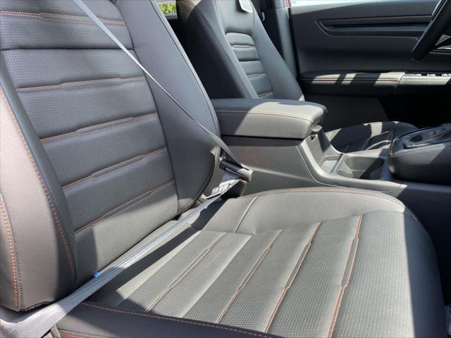new 2026 Honda CR-V Hybrid car, priced at $42,075