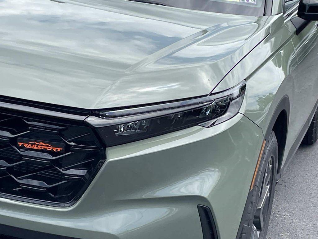 new 2026 Honda CR-V Hybrid car, priced at $38,664
