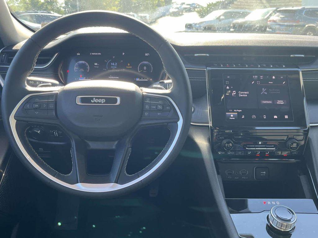 used 2023 Jeep Grand Cherokee car, priced at $29,998