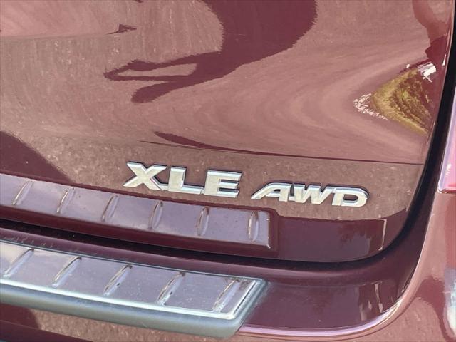 used 2019 Toyota Highlander car, priced at $26,207