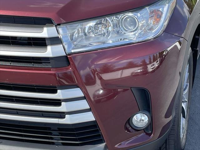 used 2019 Toyota Highlander car, priced at $26,207