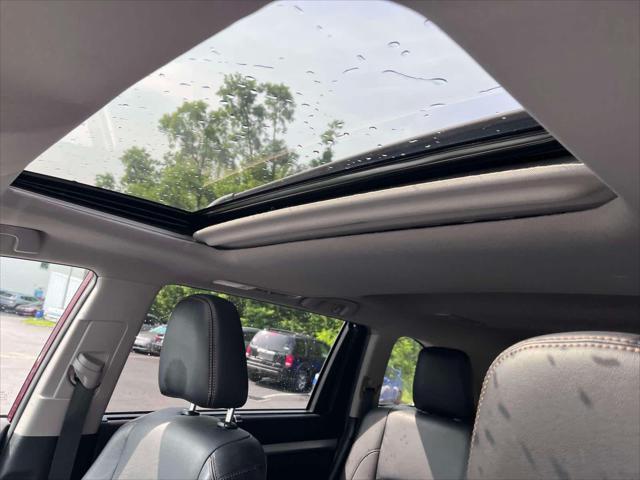 used 2019 Toyota Highlander car, priced at $26,407