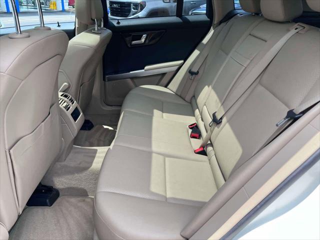 used 2011 Mercedes-Benz GLK-Class car, priced at $7,500