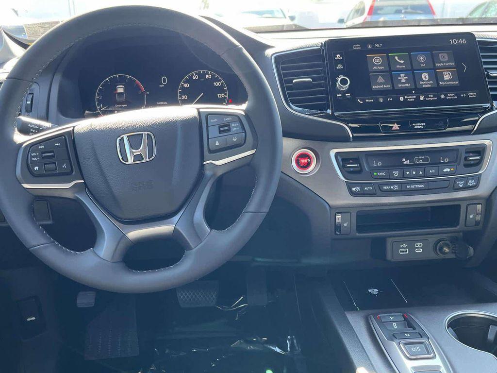 new 2025 Honda Ridgeline car, priced at $42,192