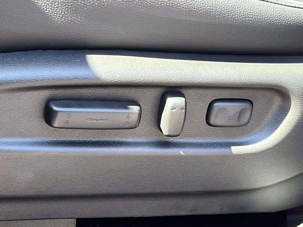 new 2025 Honda Ridgeline car, priced at $42,192