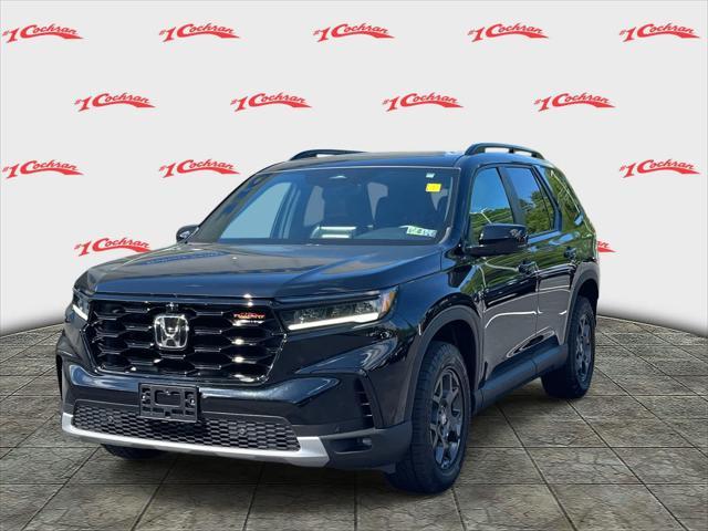 used 2025 Honda Pilot car, priced at $45,333