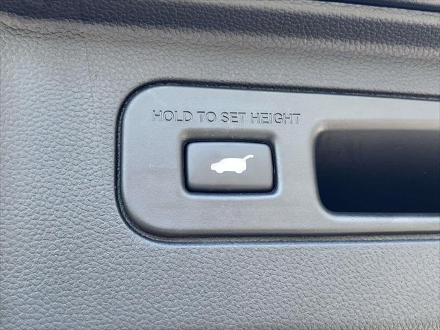 used 2025 Honda Pilot car, priced at $45,333