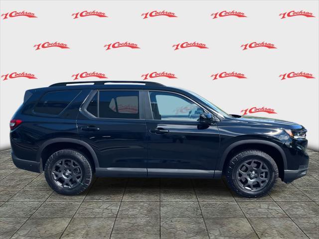 used 2025 Honda Pilot car, priced at $45,333