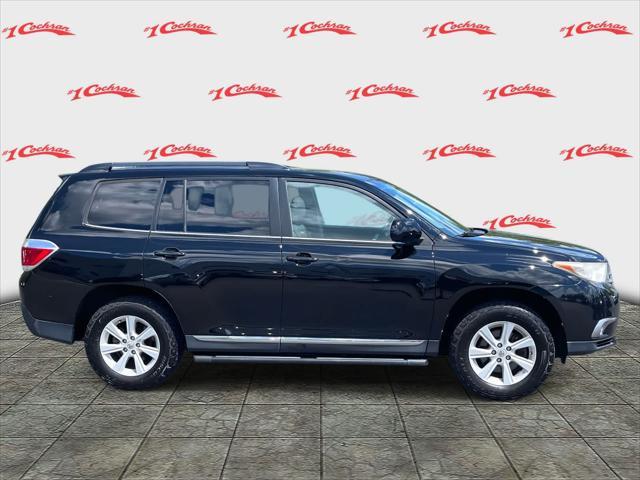 used 2013 Toyota Highlander car, priced at $14,716