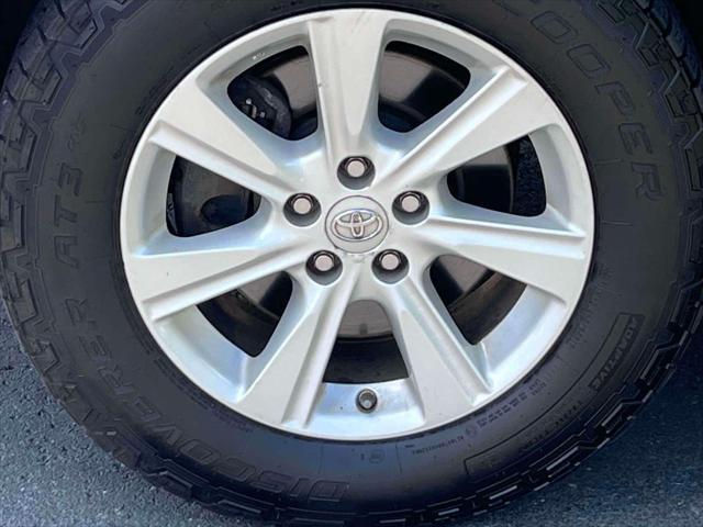 used 2013 Toyota Highlander car, priced at $14,716