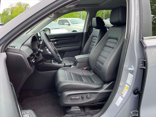 used 2025 Honda CR-V car, priced at $37,910
