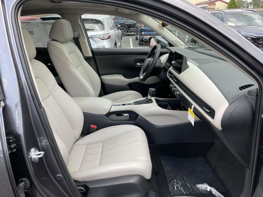new 2026 Honda HR-V car, priced at $32,945