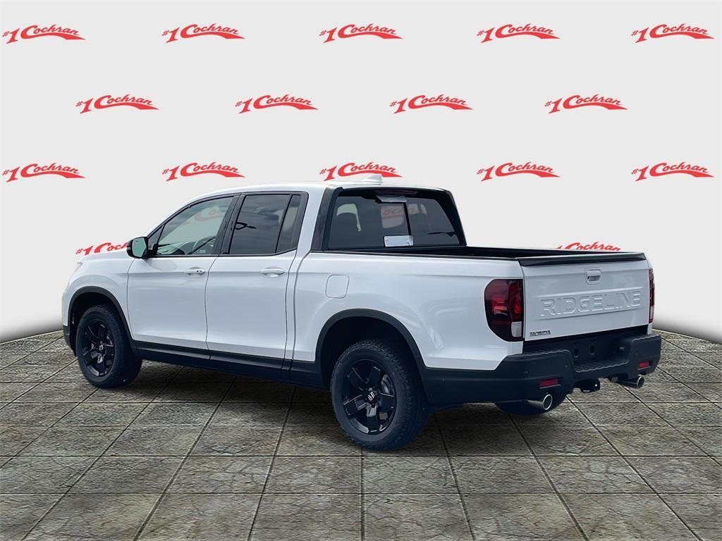 new 2025 Honda Ridgeline car, priced at $45,253