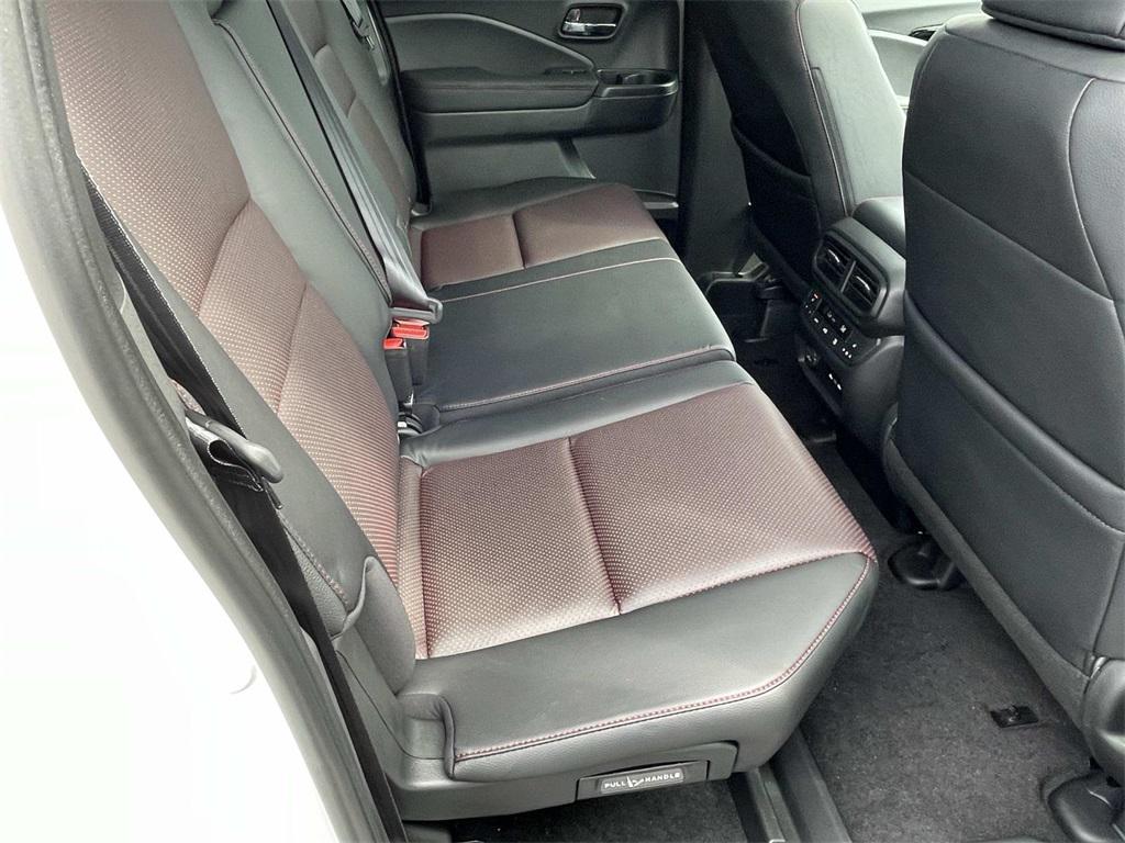 new 2025 Honda Ridgeline car, priced at $45,253