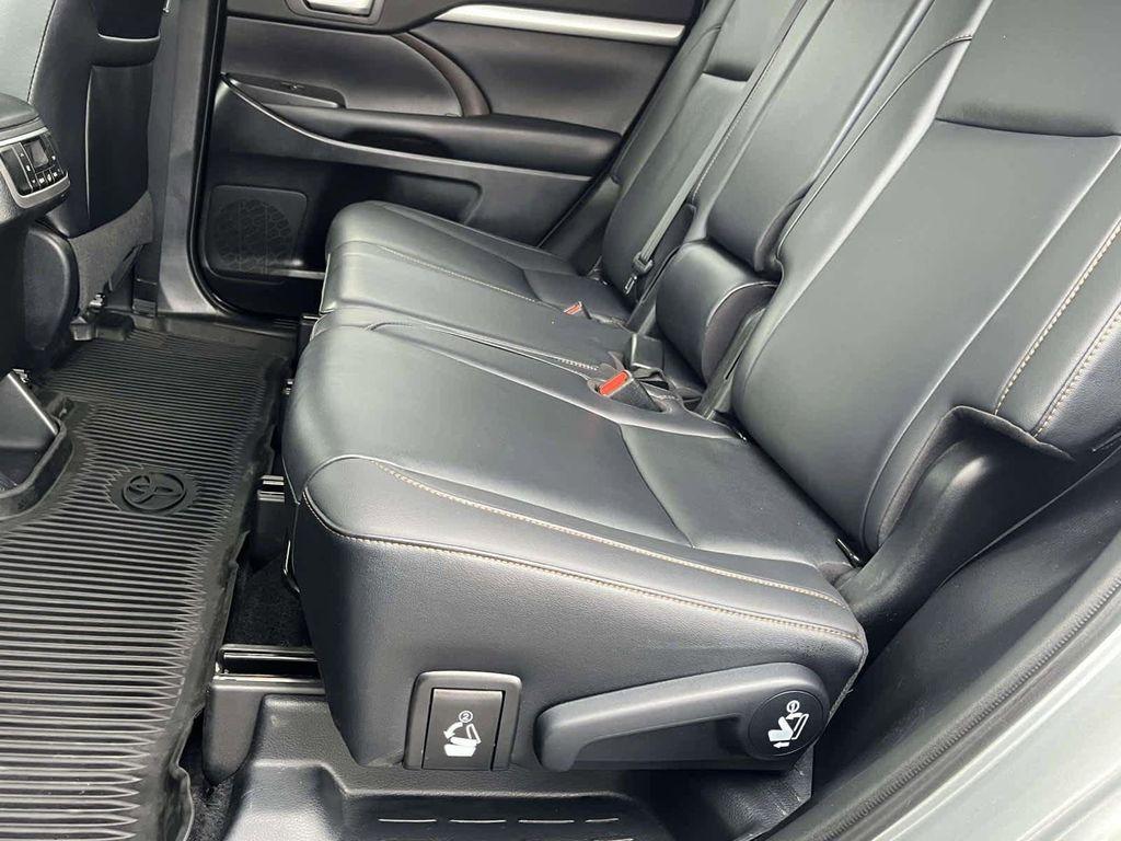 used 2019 Toyota Highlander car, priced at $23,498