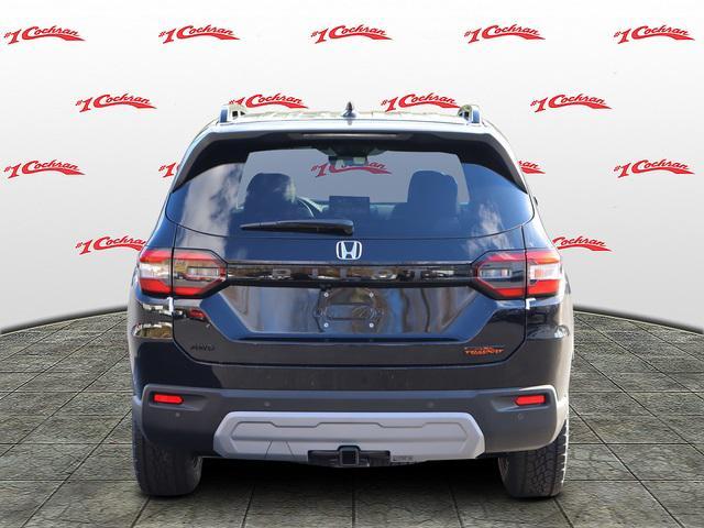 new 2025 Honda Pilot car, priced at $48,332