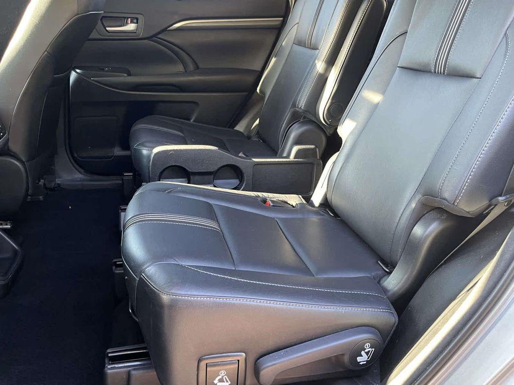 used 2018 Toyota Highlander car, priced at $21,985